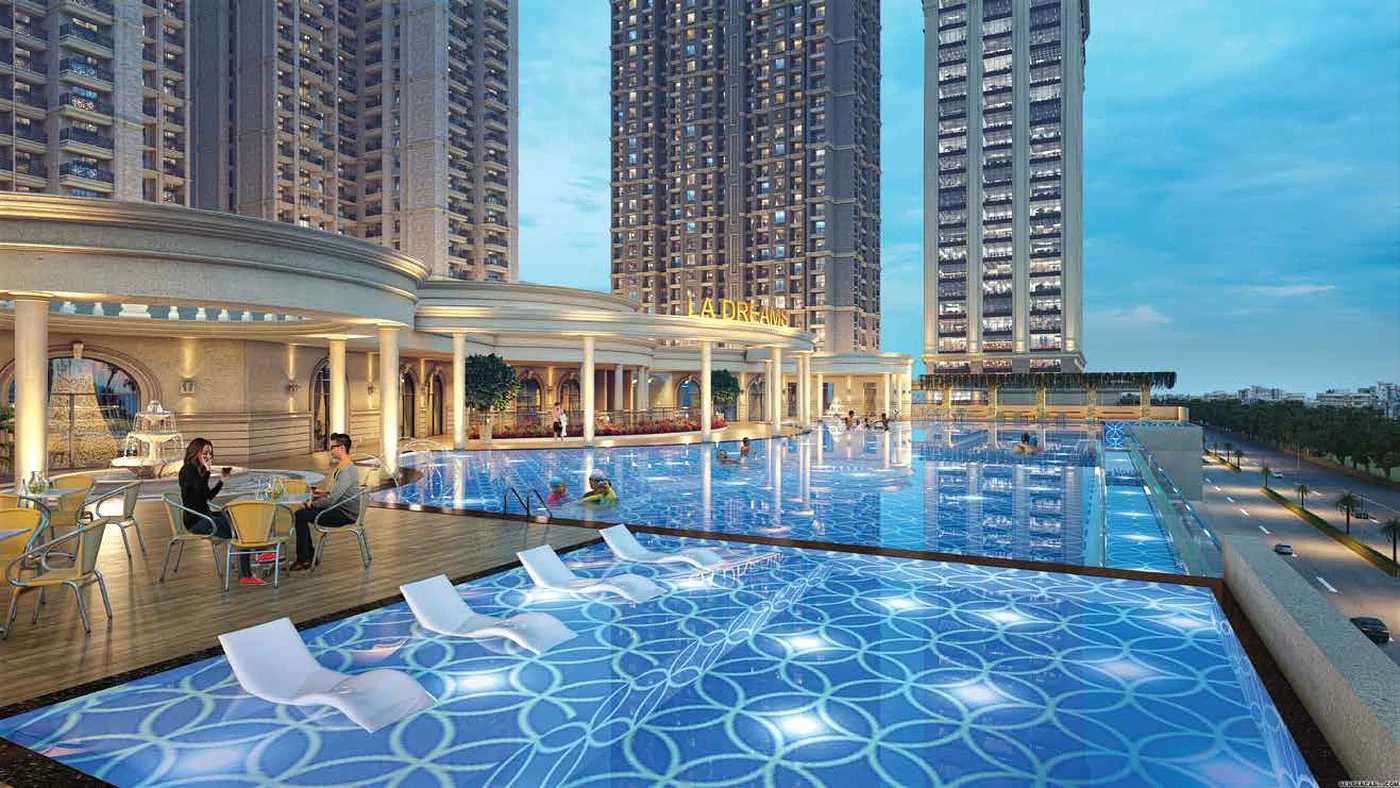 La Dreams Club pool at Sai World Dreams